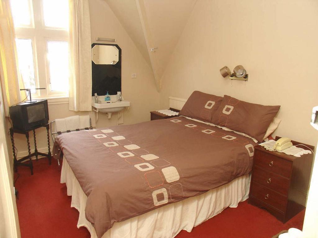 Awentsbury Hotel Near Birmingham University Zimmer foto